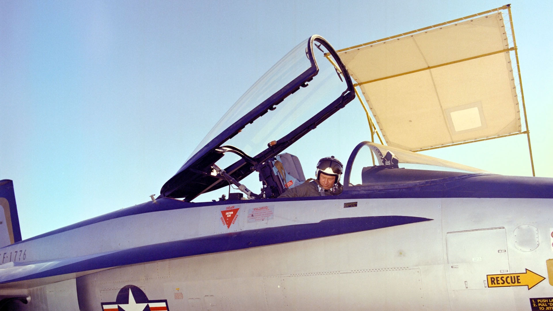 cameron mitchell image of mallick in plane