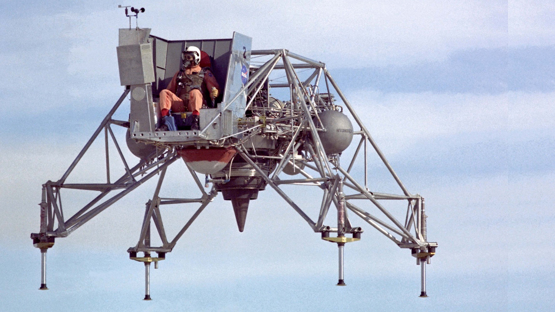cameron mitchell image of space ship